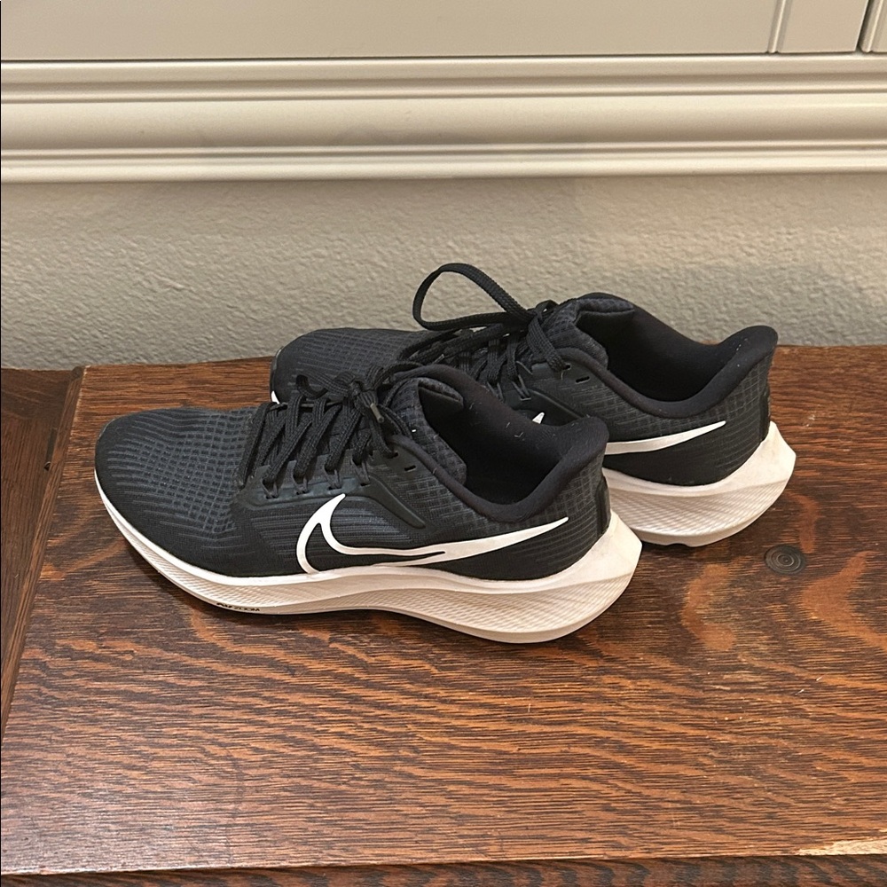 Women’s Black Nike Zoom Running Shoes